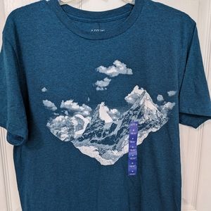 Mountain Graphic Tshirt